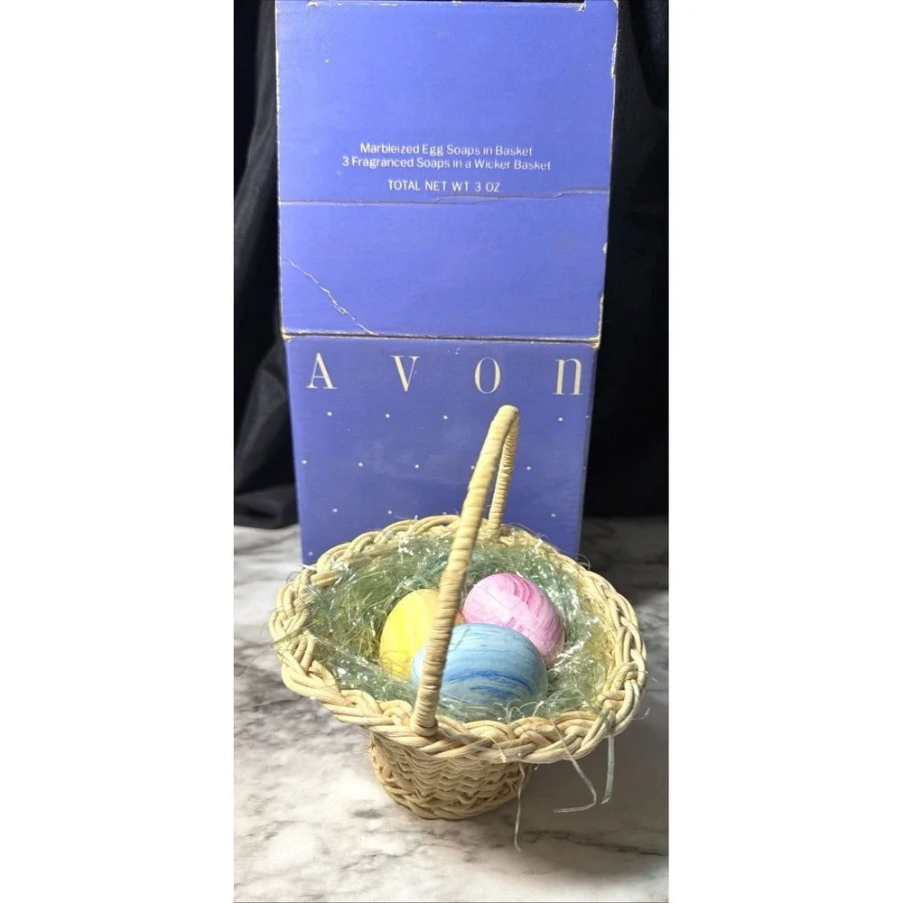 NEW Avon Marbleized Egg Soaps in  6